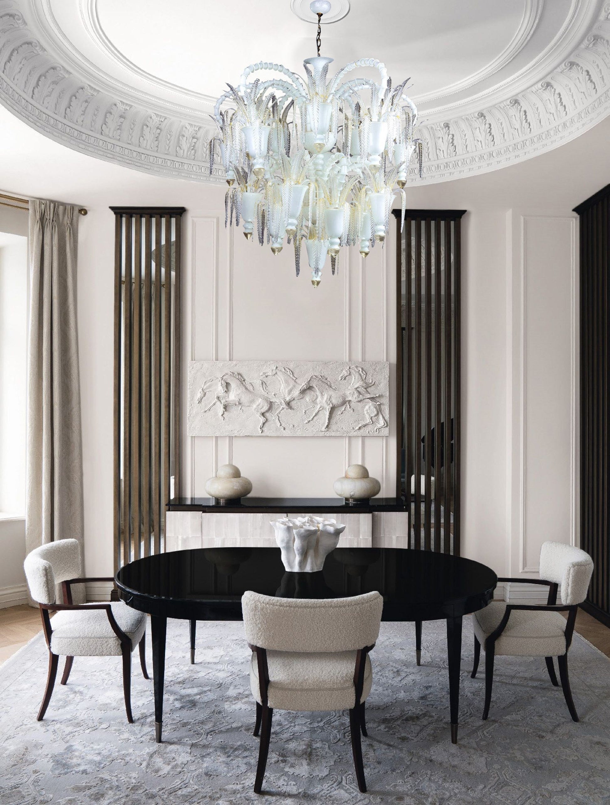 Vetreria Artistica Rosa Arsenale 20-Lights White Murano Glass Chandelier