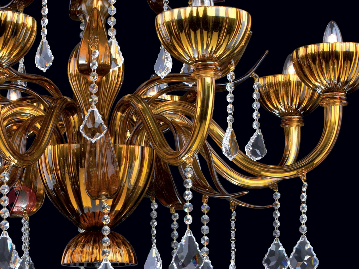 Vetreria Artistica Rosa Bronzo 8-Lights Bronze Base With Dark Amber Leaves and Crytal Pendants Glass Chandelier