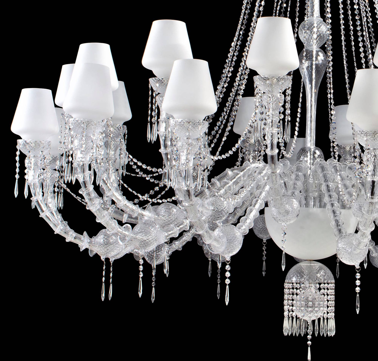 Vetreria Artistica Rosa Diamante 28-Lights Cystal Clear Murano Glass Chandelier