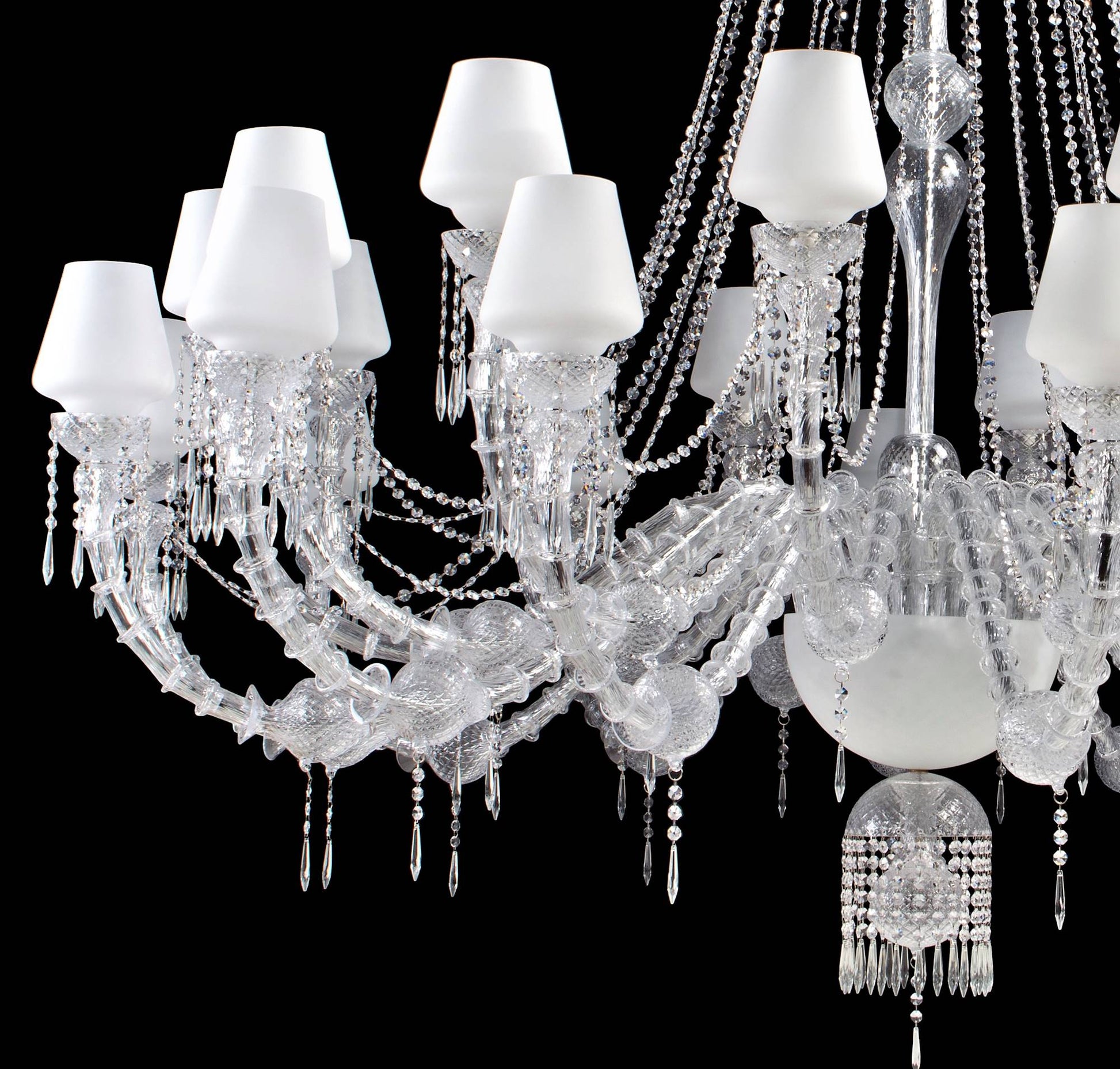 Vetreria Artistica Rosa Diamante 28-Lights Cystal Clear Murano Glass Chandelier