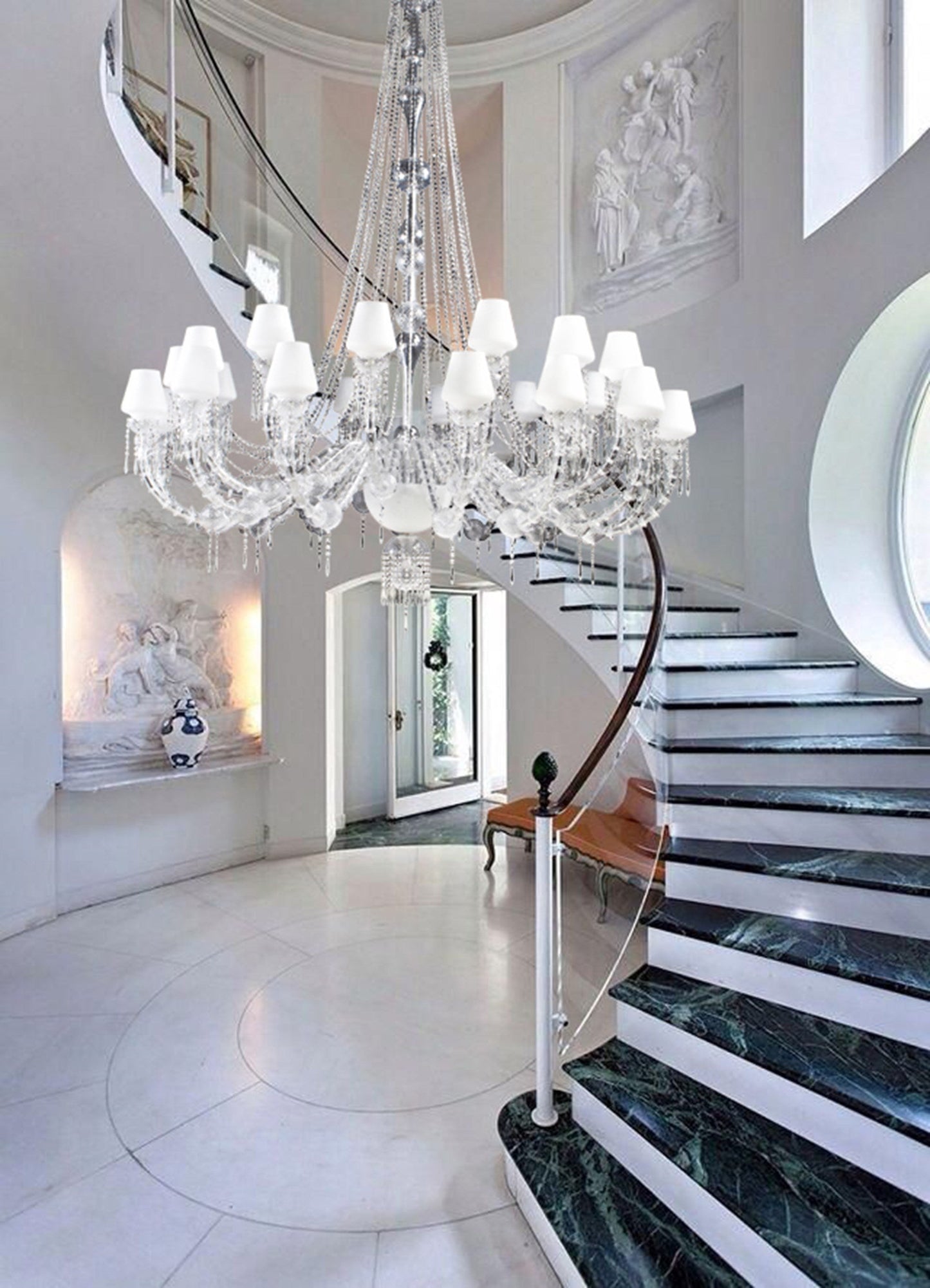 Vetreria Artistica Rosa Diamante 28-Lights Cystal Clear Murano Glass Chandelier