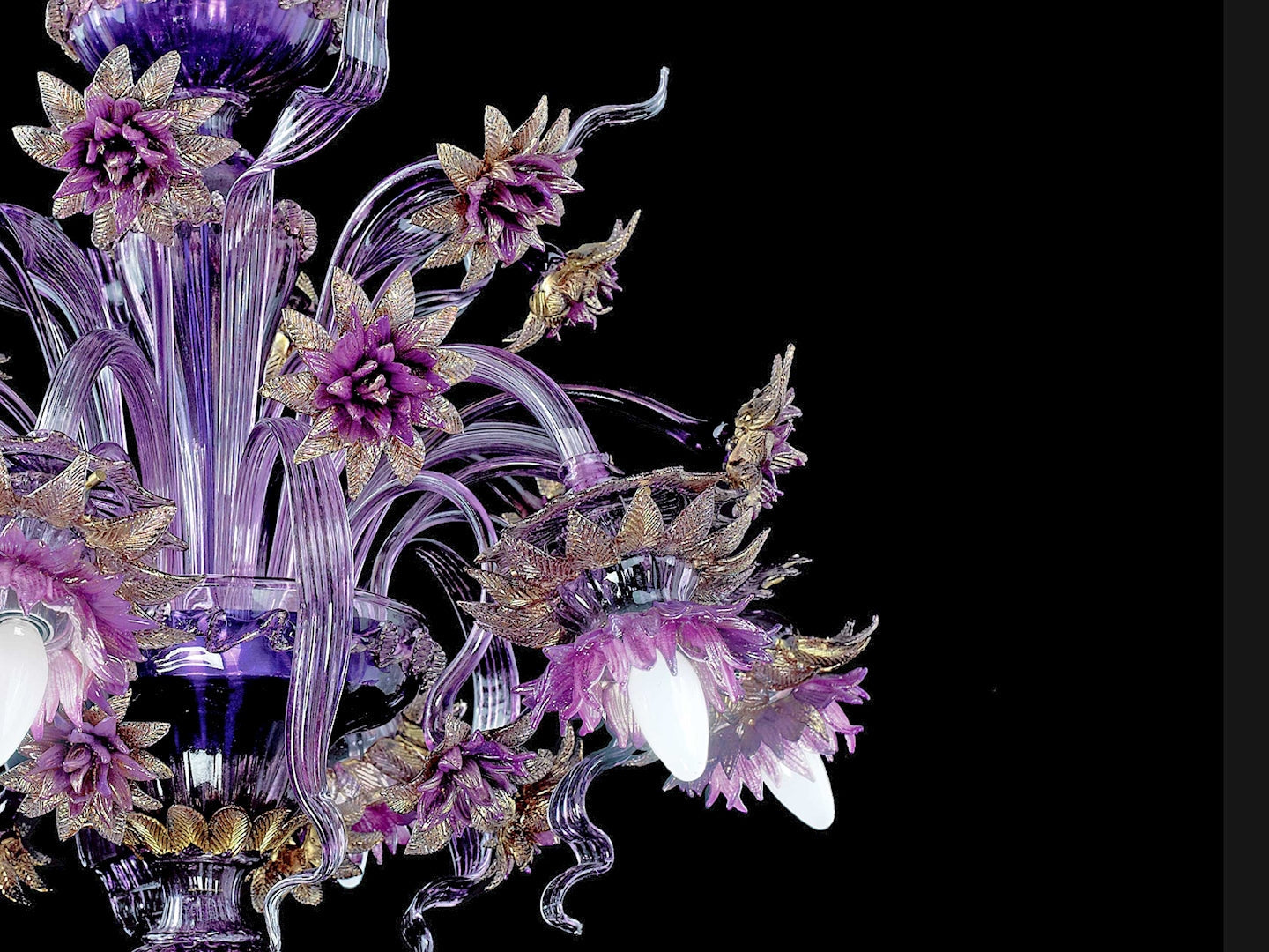 Vetreria Artistica Rosa Floren 6-Lights Amethyst Base and Flower Accent With Gold Details Glass Chandelier