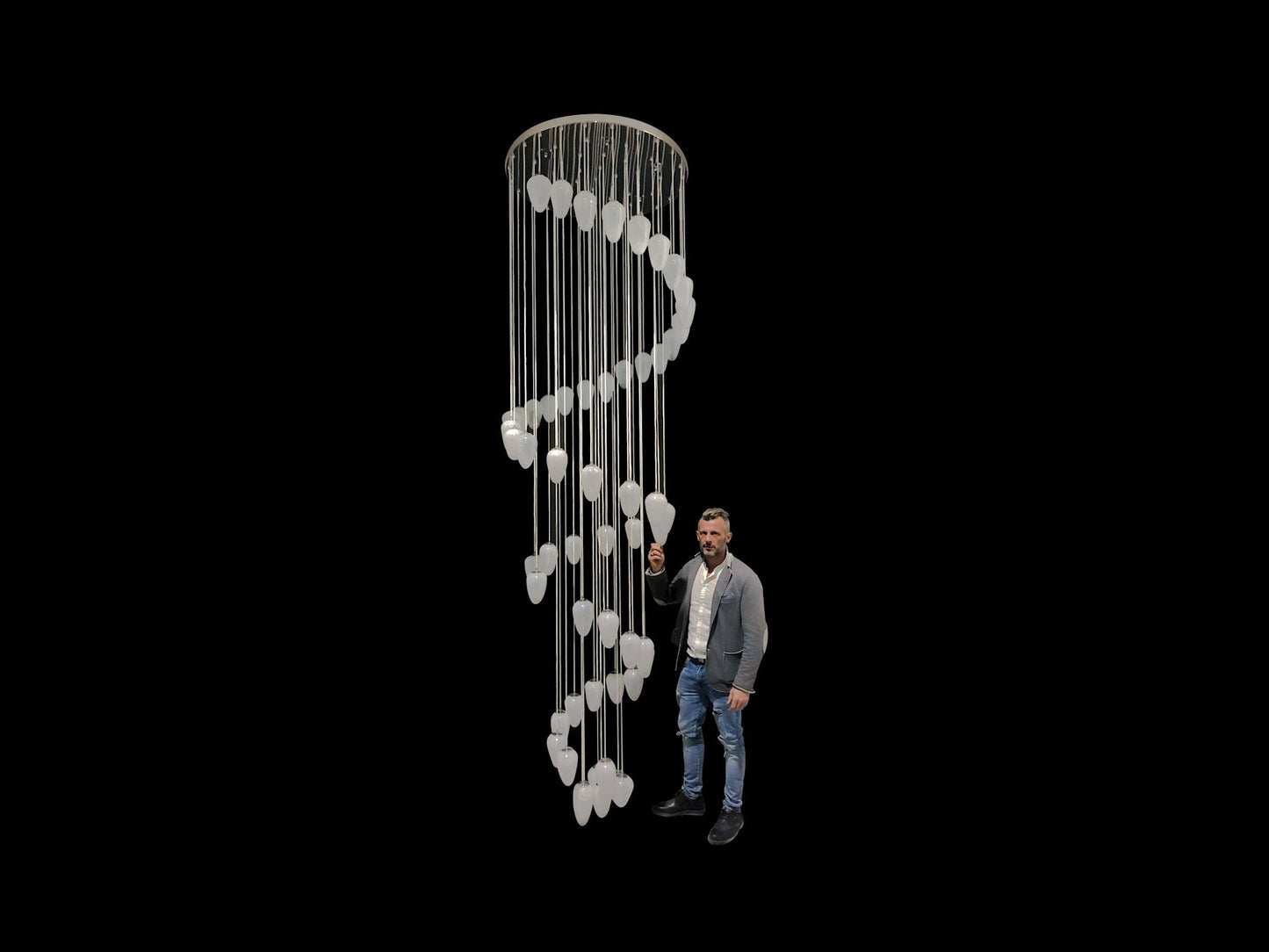 Vetreria Artistica Rosa Gocce di Pioggia 42-Lights Opal White Surface With White Blown Venetian Glass Chandelier