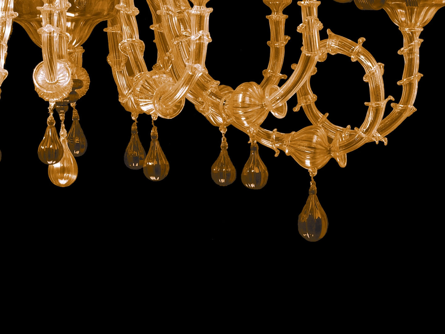 Vetreria Artistica Rosa Poesia 12-Lights Black Murano Glass Chandelier