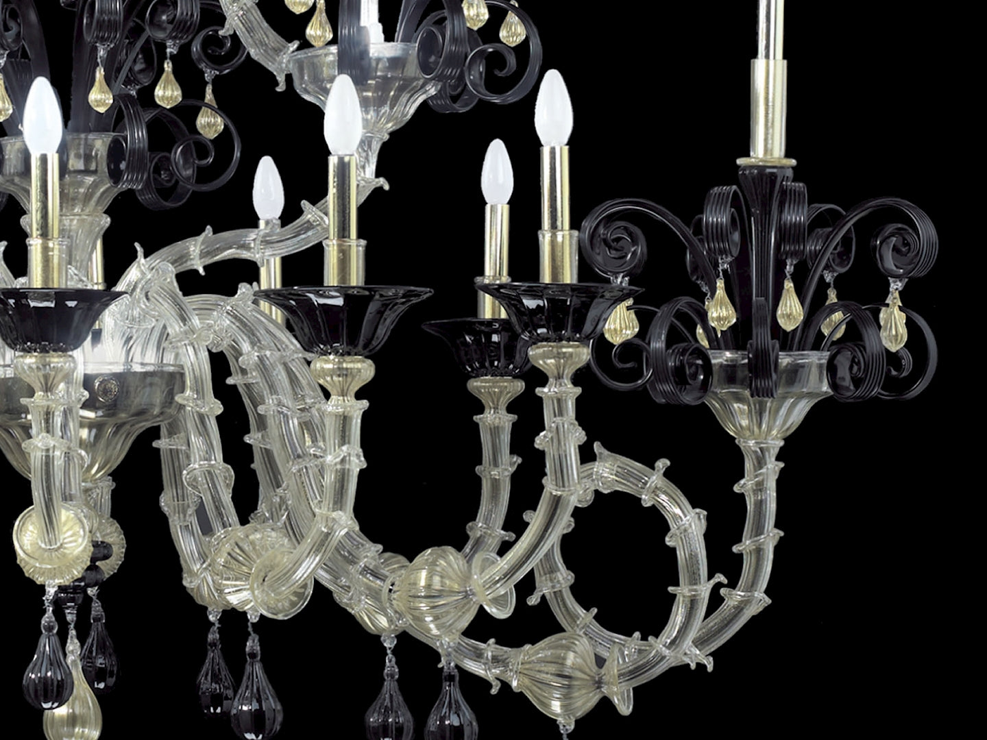 Vetreria Artistica Rosa Poesia 12-Lights Black Murano Glass Chandelier