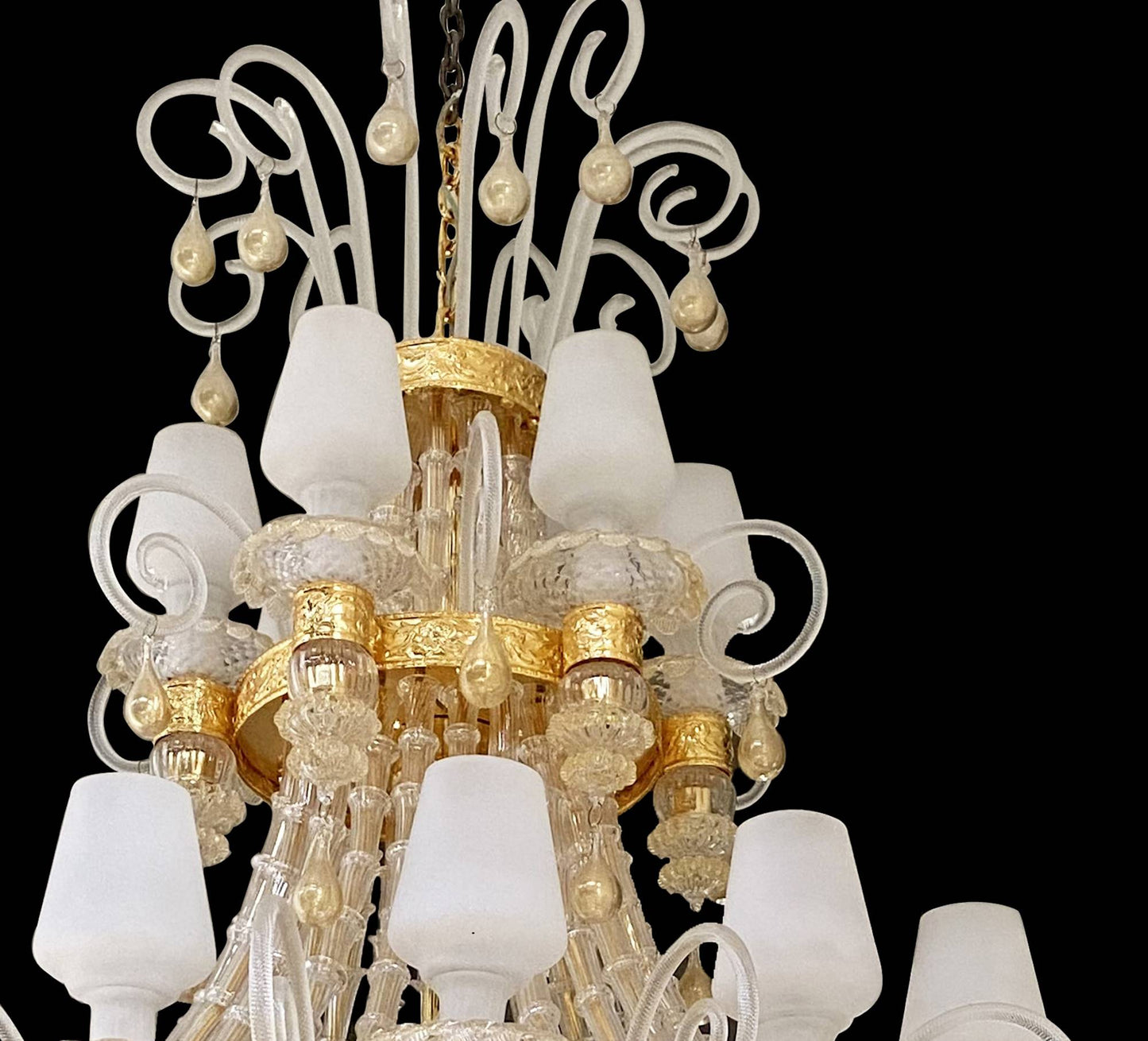Vetreria Artistica Rosa Stile Impero 18-Lights Crystal Gold Glass Chandelier