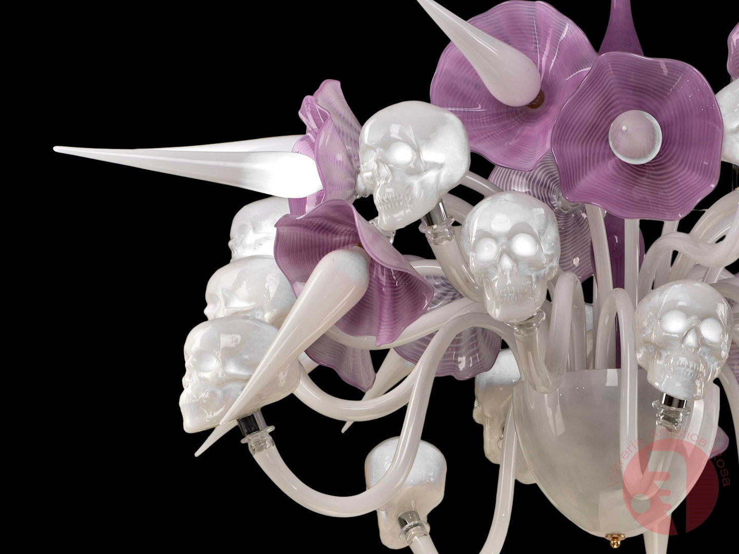 Vetreria Artistica Rosa Teschi 16-Lights White Pastel Base With Amethyst Details Glass Chandelier