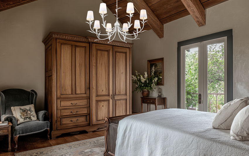 Z-Lite Aslin 42" 8-Light Textured White Steel Frame White Fabric Shade Chandelier