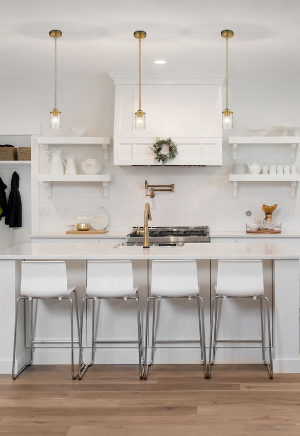 Z-Lite Beckett 6" 1-Light Olde Brass Mini Pendant Light With Clear Seedy Glass Shade