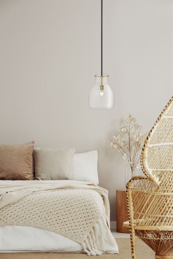 Z-Lite Bella 12" 1-Light Matte Black and Olde Brass Mini Pendant Light With Clear Glass Shade
