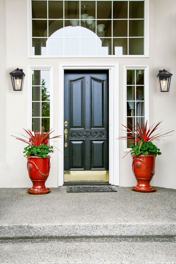 Z-Lite Talbot 8" 1-Light Black Stainless Steel Outdoor Wall Sconce With Clear Beveled Glass Shade