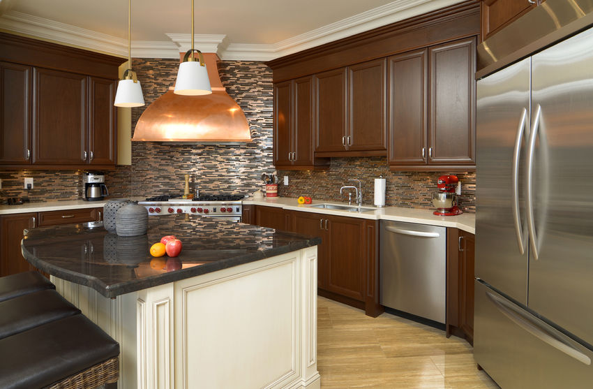 Z-Lite Z-Studio 8" 1-Light Matte White and Heritage Brass Mini Pendant Light With Metal Shade